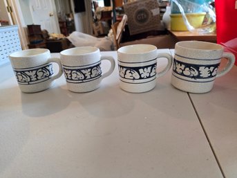 Vintage Potting Shed Dedham Pottery Rabbit Mugs Set Of 4 Blue White Crackle Stoneware USA