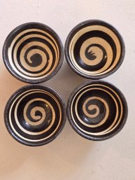 Vintage Black Cream Spiral Swirl Stoneware Prep Bowls Set Of 4 Speckled Glaze