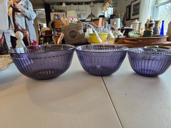 Vintage Pyrex Purple Amethyst Ribbed Mixing Bowl Set 3 Nesting Glass 7403