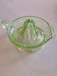 Vintage Uranium Vaseline Glass Citrus Juicer Reamer Depression Glass Green