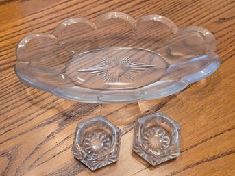 Vintage Pressed Glass Serving Dish Scalloped Edge Starburst  2 Hexagonal Salt Cellars Lot