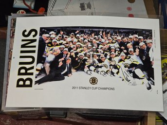 Boston Bruins 2011 Stanley Cup Champions Team Photo  Laminated Print 18x12  McClatchy News Service