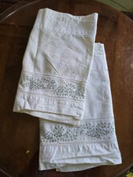 Martha Stewart Everyday White Cotton Valance Pair Green Embroidered Lace Trim 12x57