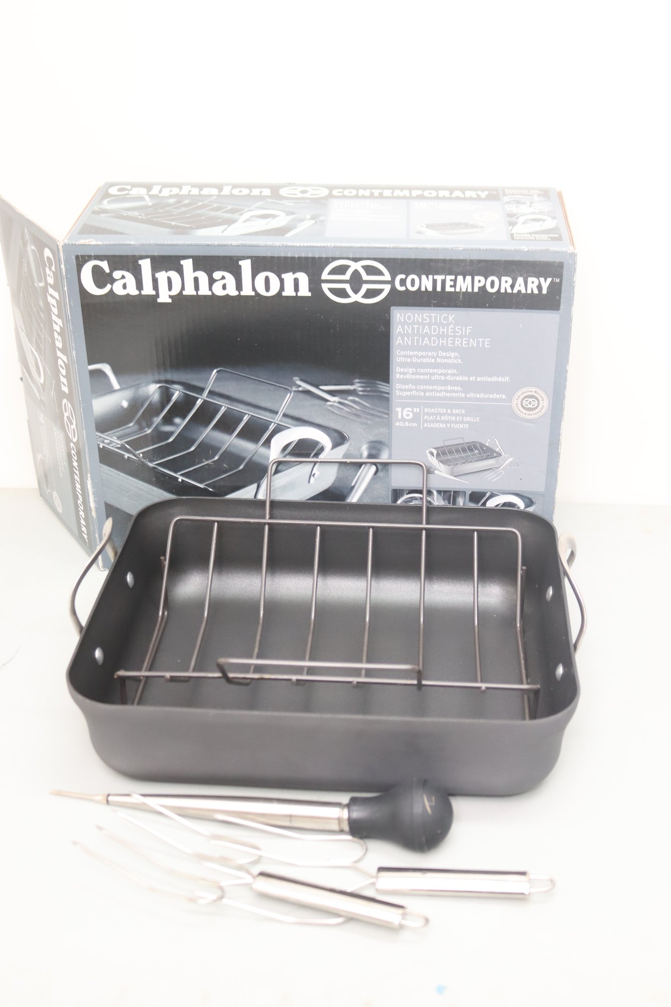 Calphalon 16 Inch Roaster & Rack #37454 | Auctionninja.com