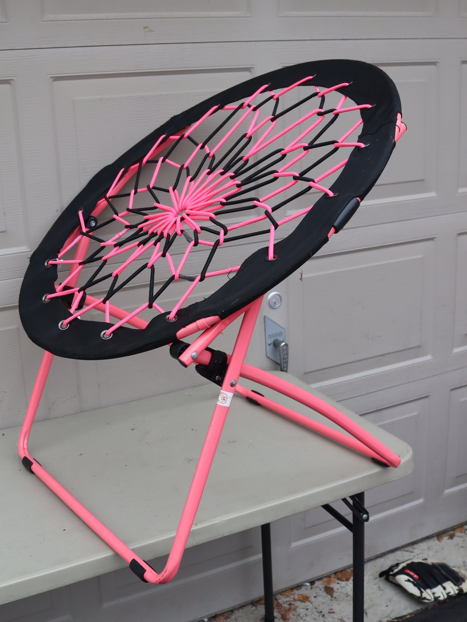 Pink And Black Bungee Chair #23999