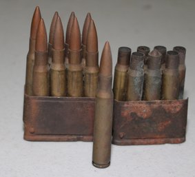 Vintage WWII M1 GARAND .30 CAL 8 ROUND CLIPS (A-54)