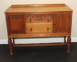 Vintage Jacobean Style Oak Sideboard With 2 Doors And Central 2 Drawers
