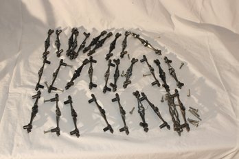 28 Drawer Pull Handles (B-55)