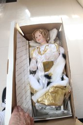 Danbury Mint Porcelain Shirley Temple Doll  'A Little Princess'. (C-31)