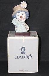 Lladro Figurine 5542 Melancholy Clown With Box