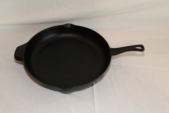 Cast By Calphalon Cast Iron Frying Pan Skillet (S-11)