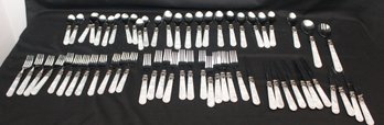 Silverware Set Plastic Pearlized Handles (S-4)