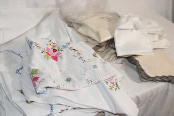 Assorted Table Linens
