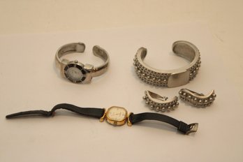 Bracelet And Earrings Set Plus 2 Watches  (J-22)