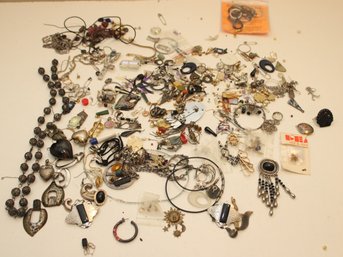 Mixed Lot Of Assorted Jewelry Crafts, Repair Some Good (J-23)
