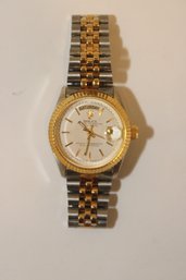 Replica Rolex Oyster Perpetual Day-Date In A Two-tone (MEs-5)