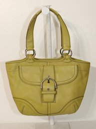 Coach Soho Leather Buckle Shoulder Bag. (C-94)