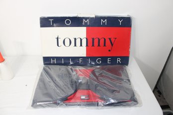 Tommy Hilfiger Duffle Bag (E-33)