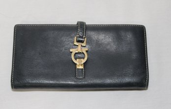 Salvatore Ferragamo Wallet. (MM-28)