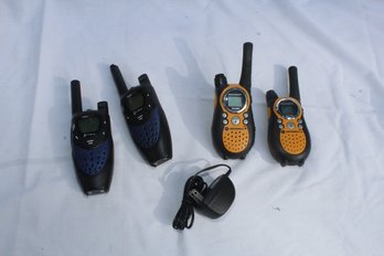 Motorola And Cobra 2-way Radios (D-7)
