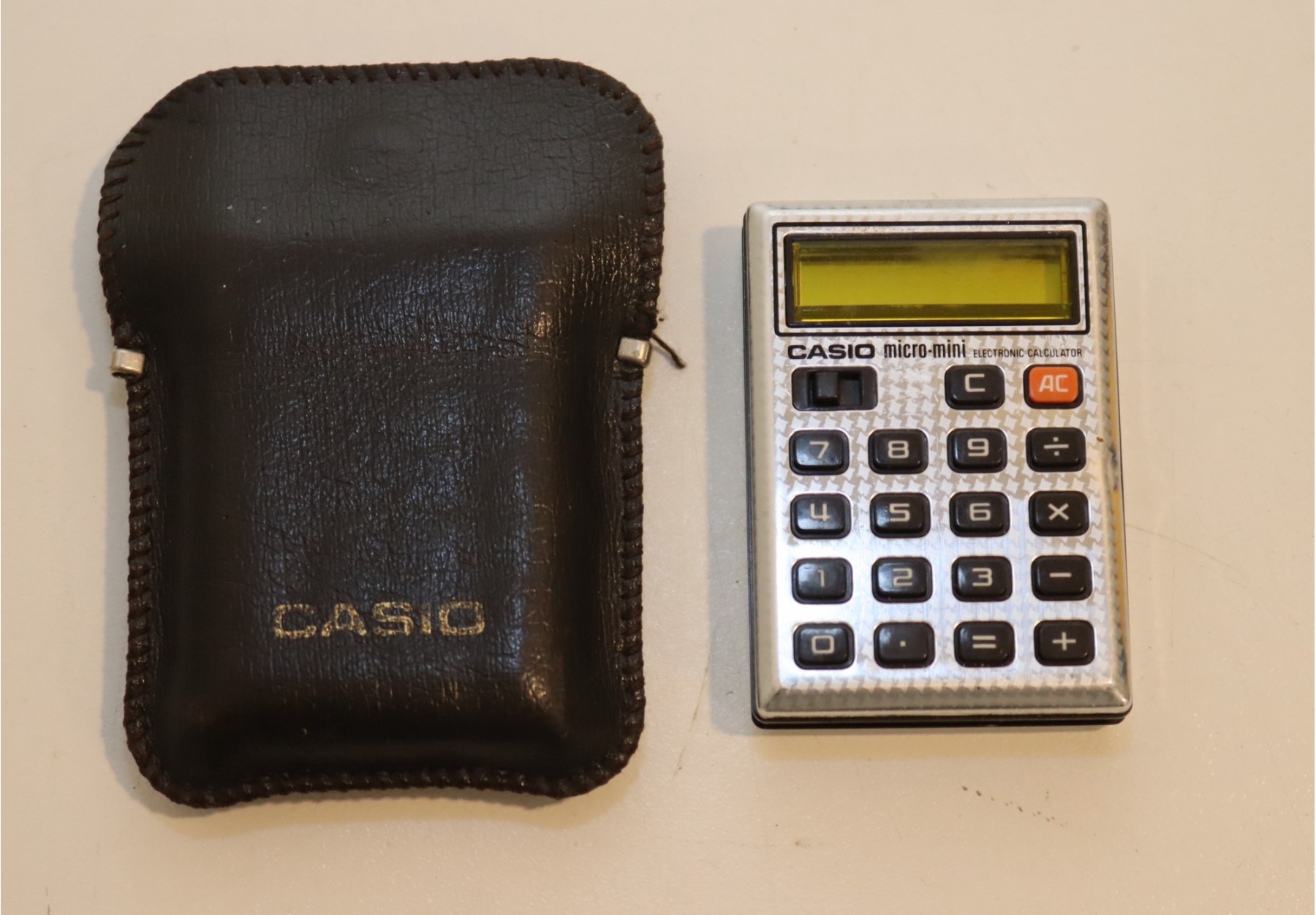 Calculatrice électronique Casio Mini Vintage - Fonctionnelle - Avec Dragonne - Japon