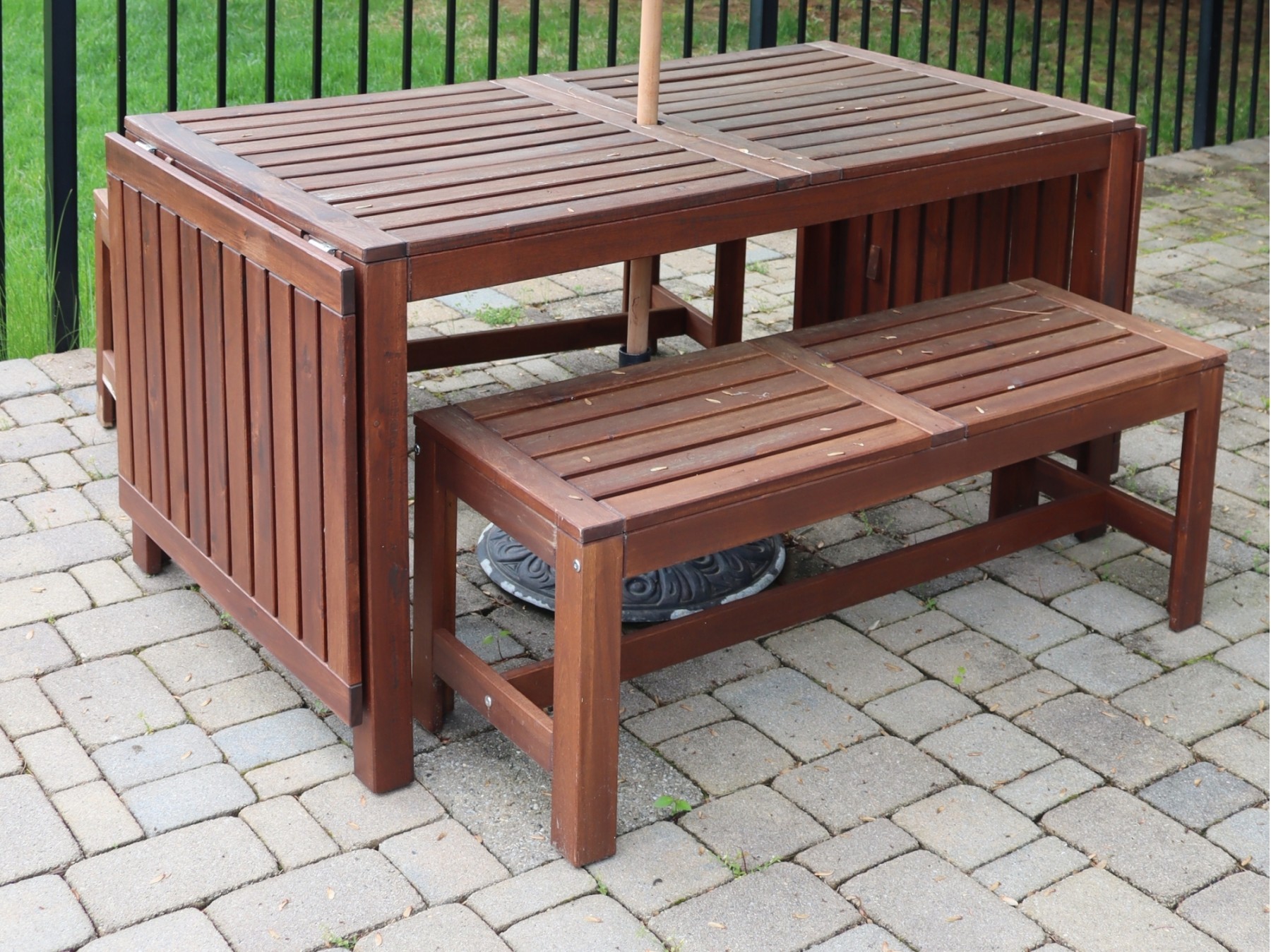 IKEA APPLARO アウトドアテーブル Ikea Äpplarö Drop-Leaf Outdoor Table by IKEA - Dwell