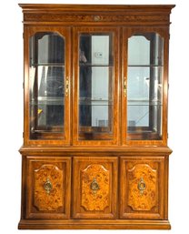 Vintage Broyhill Lighted Hutch And Cabinet