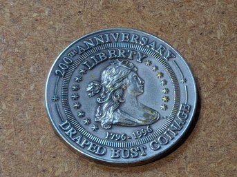 White Plains Coin Club 1996 35th Anniversary Medal Draped Bust Bicentennial Silver Tone Token