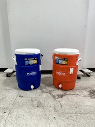 Blue And Orange Igloo 5-Gallon Seat Top Water Jugs With Dispenser (2-Piece Set)