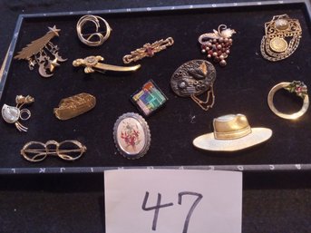 Mixed Brooch Lot