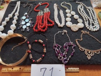 Mixed Choker Lot