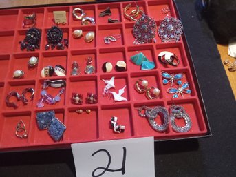 PIERCED EARRING LOT - 26PR