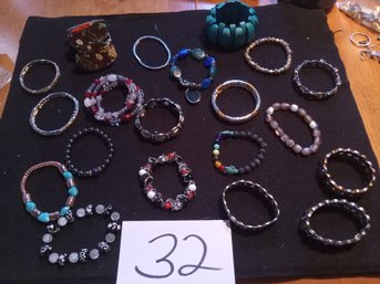 MIXED STRETCH BRACELET LOT