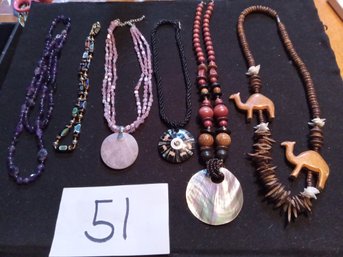 BEAD & STONE NECKLACE LOT