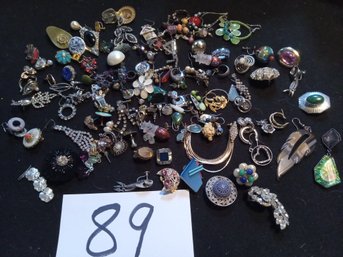 SINGLE EARRING LOT - OVER 100PCS