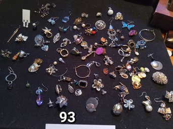 SINGLE EARRING LOT - OVER 100PCS