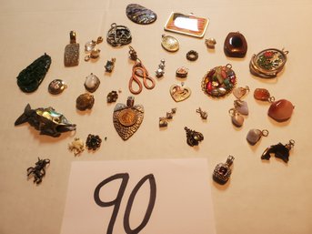 ASSORTED PENDANT LOT
