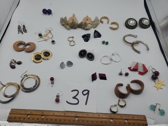 PIERCED EARRING LOT