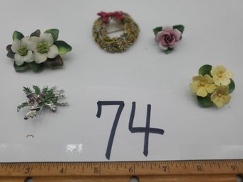 ENAMEL FLOWER BROOCH LOT