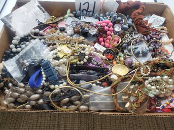 OVER 6 POUNDS UNSEARCHED ESTATE JEWELRY