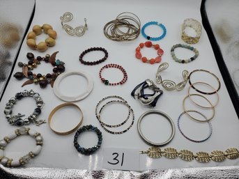 MIXED BRACELET LOT
