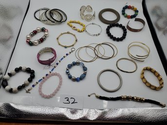 MIXED BRACELET LOT
