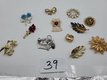 DESIGNER BROOCH LOT GIUSTI, JJ, DUBARRY, BSK, & MORE