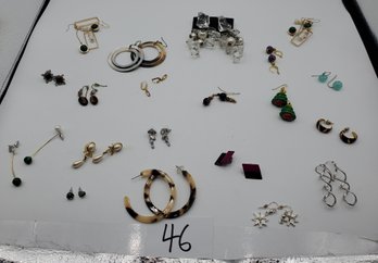 PIERCED EARRING LOT