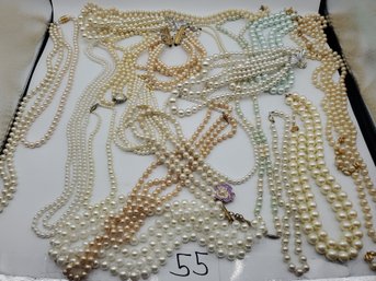 FAUX PEARL NECKLACE LOT