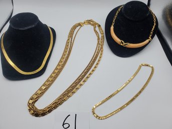GOLDTONE MONET NECKLACE LOT (ALL MARKED MONET)