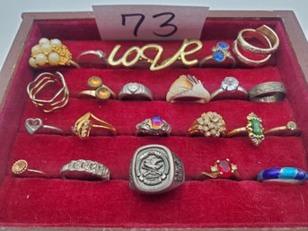 MIXED RING LOT (VARIOUS SIZES AND TYPES)