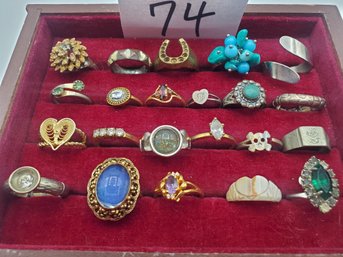 MIXED RING LOT (VARIOUS SIZES AND TYPES)