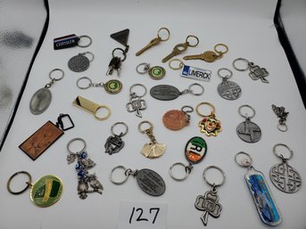 LARGE KEYCHAIN LOT