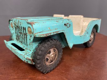VINTAGE PRESSED STEEL TONKA TRUCK - JEEP